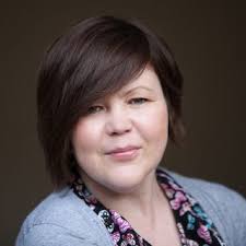 Elsa Murphy's Instagram, Twitter & Facebook