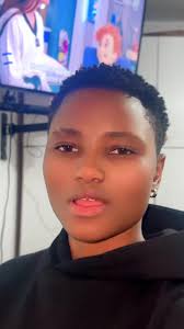 הסרטונים של Leila Moçambique (@leilamoz) עם som original