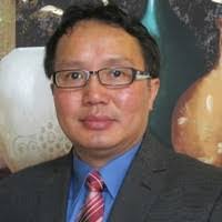 Phil Hoang's Instagram, Twitter & Facebook