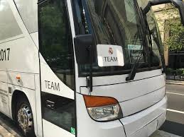 Real madrid's bus arrival was bonkers as fans flooded streets before champions league semifinal. Not A Real Madrid Supporter But I Just Saw The Team Bus In Chicago Realmadrid