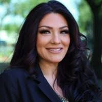 Nicole Wood's Instagram, Twitter & Facebook