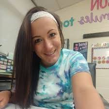 Kelly Szymanski (@MissKSzymanski)