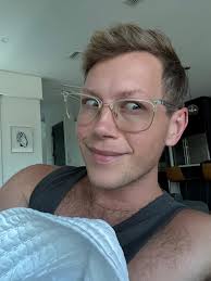 I didn't get asked to go to NYC for any further auditions for the Broadway  show that I got asked to send in a tape for….BUT I'm still proud of what I