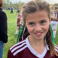 Ella Sandlin's Instagram, Twitter & Facebook