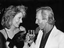 He was used to media attention, even if. Paul Hogan And Linda Kozlowski Paul Hogan Picture 49753881 454 X 341 Fanpix Net