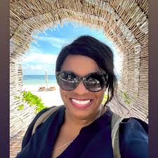 Here are today's photos of people having Fun here in Carnival Vista.