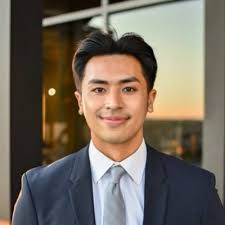 This week, I had the honor of returning to my alma mater to speak at the  first International Business Student Association (IBSA) general meeting of  the semester. I shared about life post-grad,