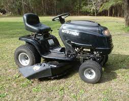 Mtd Pro 46 In Riding Mower 20 Hp V Twin Briggs Stratton Yard Tractor Yard Tractors Riding Mower Riding Mowers
