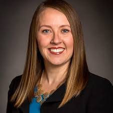 Carolyn Roche's Instagram, Twitter & Facebook