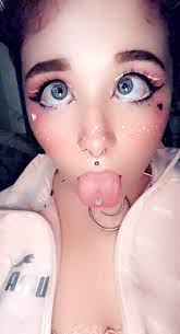 Ahegao mommy 💕💅🏻 watch me play with my pussy 👀 : r/onlyfansgirls101