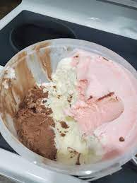 Diy network shares a wholesome recipe for delicious homemade ice cream. Fabino Ar Twitter There Is No Better Survey Than A Good Tub Of Neapolitan To Showcase How Dislikable Strawberry Ice Cream Is