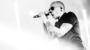 Linkin park's chester bennington, 41, was reportedly found dead thursday morning in los angeles. Chester Bennington Drama Um Seine Familie Gala De