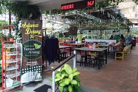 Ho ho steamboat is opening new branches across malaysia and will continuously provide the freshest seafood from pulau ketam in order to allow more fans to enjoy their top quality steamboat feast. Food And Restaurants