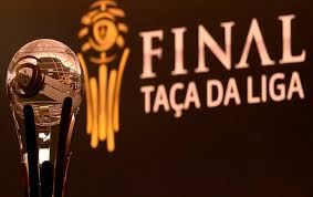 Carvalhal quer levar o troféu. A Bola Final Four Sporting Fc Porto E Sc Braga Benfica Taca Da Liga