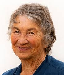 Lori Odum's Instagram, Twitter & Facebook