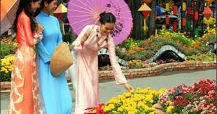 Vietnamese New Year Vietnam Ao Dai Vietnamese