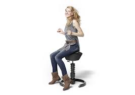 Um ihnen die produktwahl ein klein wenig zu erleichtern, haben unsere kombination analysten außerdem einen testsieger gekürt. Swopper Stuhl Der Aktivstuhl Im Test Alle Infos Ergonomie Katalog