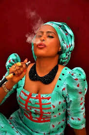Tirkashi meyake damun yan matan kannywood ne ansaki wani sabon video tumba gwaska a hotel. Matan Hausa Slm Matan Hausa Da Fatan Kuna Lafiya Facebook