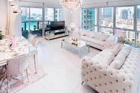 With 1 to 4 bedroom apartments and penthouses, this residential tower is set to sport luxury like never before. Elite Royal Wohnung Full Burj Khalifa Fountain View Deluxe Wohnung Dubai