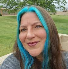 Creating a Crazy Cat Lady in The Sims Freeplay