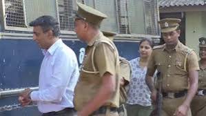 එයා බස් ගණුදෙනුව.මරු කේස් එකක්. කපිල චන්ද්‍රසේන හිරේ දාලා නඩුව දාන්නේ වෙන කවුරුත් නෙවෙයි, රාජපක්ෂලා. ගෝඨාභය ආණ්ඩුව. එයා බස් ගණුදෙනුව ...