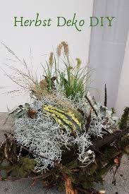Eine tolle idee für den herbst und für halloween. Diy Anleitung Fur Eine Rustikale Naturdeko Fur Den Herbst Vor Der Hausture Blumen Flora Line