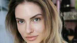Kamil grosicki is an american soccer player and winger for hull city. Dominika Grosicka Went Through A Courageous Metamorphosis At The Hairdresser S Nice Normal Magic