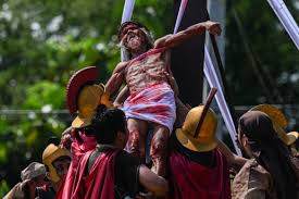 Philippines observes Good Friday with crucifixions and whippings | Religion  News | Al Jazeera