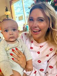 Katie Blomquist (@katieblomquist) • Instagram photos and videos