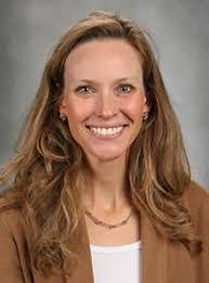 Amanda Groen's Instagram, Twitter & Facebook