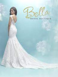 Fitted Wedding Dress Available At Bella Bridal In Woodbury Mn Click To Set Up Your Appoi Allure Bridal Gowns Lace Allure Bridal Allure Bridal Gowns Mermaid