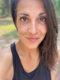 Sharing miniature community photos