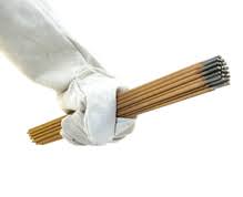 Poste haut de gamme conçu pour souder toutes les baguettes électrodes de diamètre 1.6 à 5 mm grace à sa réserve de puissance il est capable de souder en continu ( duty cycle) sans arrêter son cycle de soudage. Baguettes A Souder Tout Savoir Sur Les Baguettes A Souder