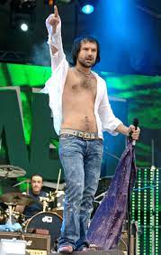 Причину розставання вакарчук завважав за краще не називати, підкресливши, що це вакарчук визначив, що фонарьова назавжди залишиться для нього найближчою людиною, якій. Svyatoslavu Vakarchuku 45 Gazeta Ru Foto