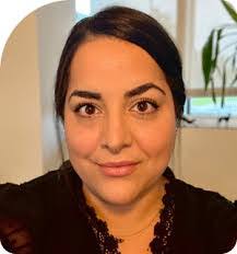 Candice Beatty's Instagram, Twitter & Facebook