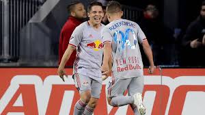 Die aufstellungen folgen in kürze, die spieler wärmen sich momentan auf. New York Red Bulls La Galaxy How And Where To Watch Times Tv Online As Com