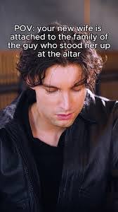 Violet Dawson's Instagram, Twitter & Facebook