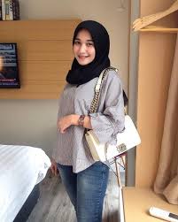 02:32 malay gentel kelentit dlm kete. Foto Cewek Hijab Cantik Kotawaringin Timur Kalimantan Tengah Gaya Hijab Hijab Mode Wanita