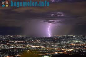 Lightning kills 20 or more people in the united states each year, and hundreds more are severely injured. Har Blixtnedslag Tva Ganger Pa Samma Stalle