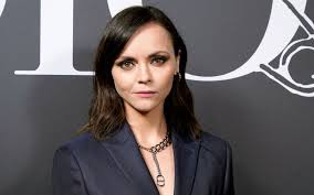 Columbia, uip, uip, pandora, movienet, scotia, constantin, advanced, advanced, alamode, universum, 3 l, . Das Leben Wird Immer Besser Christina Ricci Ist Schwanger Swyrl Entertainment Themen Die Dich Begeistern