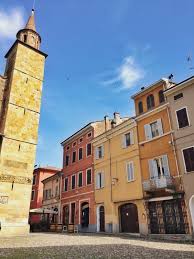 Which is better bicester village or fidenza village? Che Cosa Fare A Fidenza E Dintorni In Un Weekend Una Penna In Viaggio