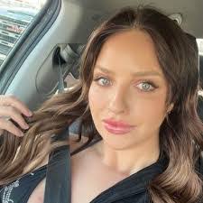 Jake Tackett's Instagram, Twitter & Facebook