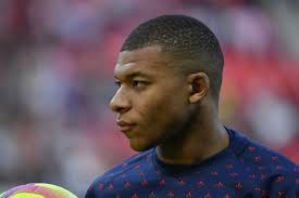 Kylian mbappé obssesed with nike affordable fashion pieces| mammypi. Quand Les Bookmakers Britanniques Envoient Kylian Mbappe A Newcastle L Equipe