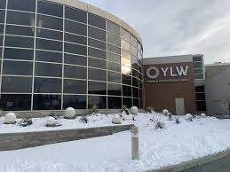 Kelowna international airport, which is located in kelowna, serves as the only international airport in the okanagan. Kelowna Airport Reporting Massive Drop In Passenger Traffic For 2020 Okanagan Globalnews Ca