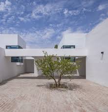 group of yard house maxiang china by cu office 谷德设计网 small courtyards house rural land