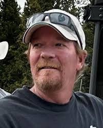 Lana Pollard's Instagram, Twitter & Facebook