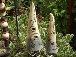 Elfen Hutchen Keramik Unikat Spirale Stabspitze Hand Gebaut Keramik Topferarbeiten Gartenstecker