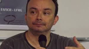 A ideia de que 'prender todo mundo' acaba com a corrupção é ingênua, diz  cientista político