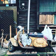 放一台px 在外面生鏽也是一種紀錄時光軌跡的方式 vespa px150 time motorcycle vehicles moped