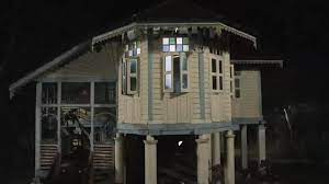 To connect with hantu, sign up for facebook today. Kecoh Hantu Raya Tok Chai 2013 Backdrops The Movie Database Tmdb